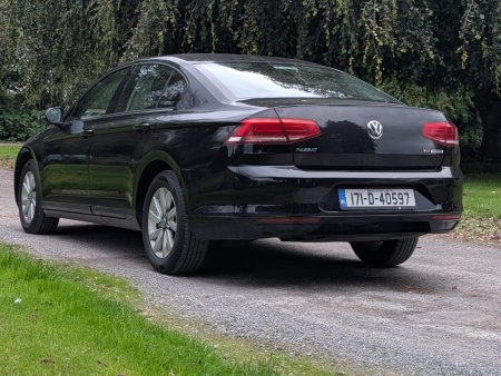 2017 Volkswagen Passat - photo 4