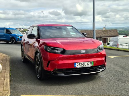 2025 Ford Capri - photo 5