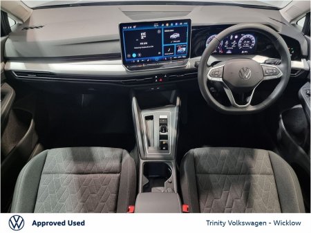 2026 Volkswagen Golf - photo 2