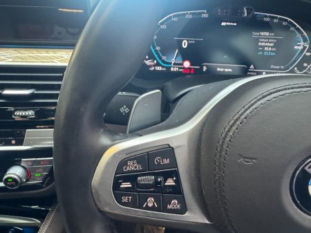 2021 BMW 5-Series - photo 14