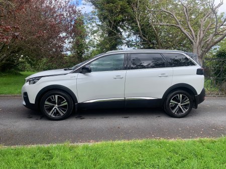 2020 Peugeot 5008 - photo 2