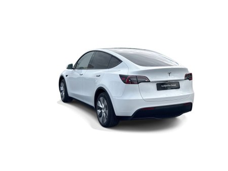2024 Tesla Model Y - photo 9