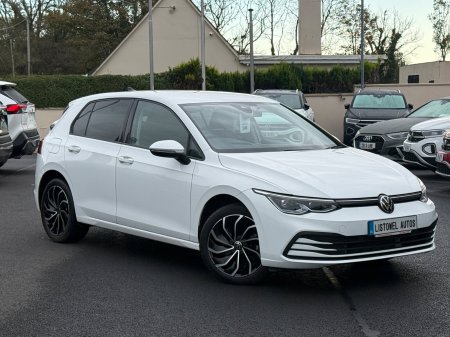 2023 Volkswagen Golf - photo 2