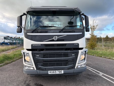2019 Volvo FM380 - photo 2
