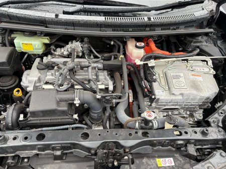 2017 Toyota Aqua - photo 18