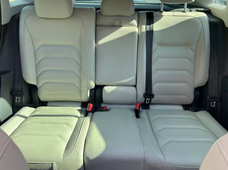 2017 Volkswagen Tiguan - photo 12