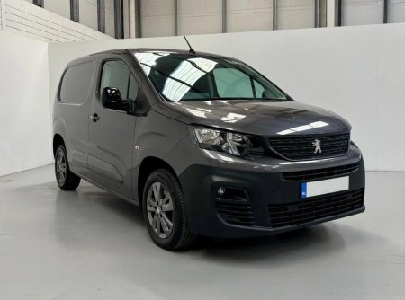 2023 Peugeot Partner
