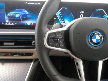 2026 BMW 3-Series - photo 16