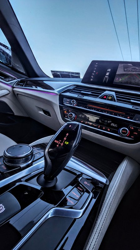2017 BMW 5-Series - photo 34