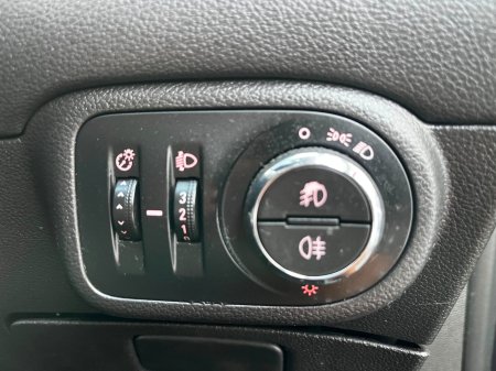 2016 Opel Zafira - photo 27