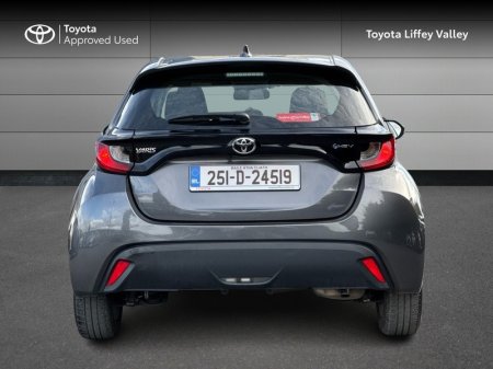 2025 Toyota Yaris - photo 4