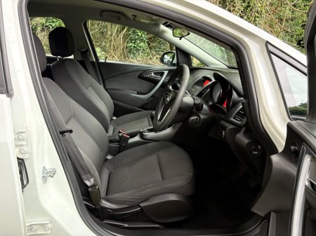 2014 Vauxhall Astra - photo 6