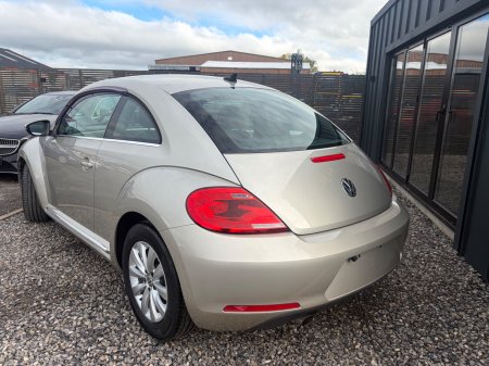 2016 Volkswagen Beetle - photo 3