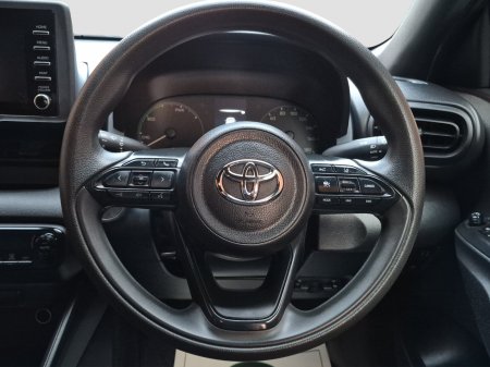 2020 Toyota Yaris - photo 15