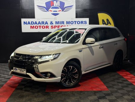 2016 Mitsubishi Outlander - photo 2
