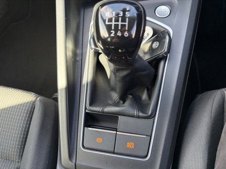 2021 Volkswagen Golf - photo 24