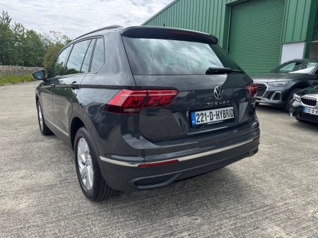 2022 Volkswagen Tiguan - photo 4