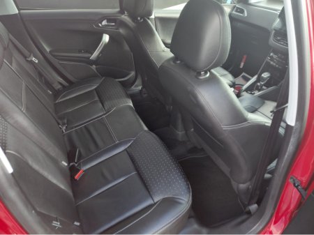 2018 Peugeot 208 - photo 17