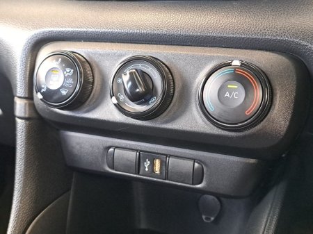 2021 Toyota Yaris - photo 20