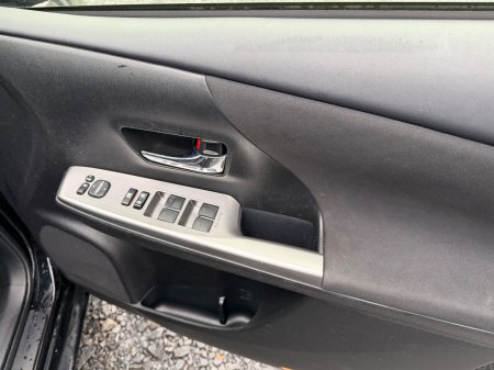 2018 Toyota Prius - photo 24