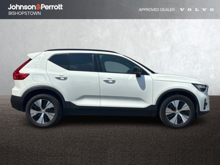 2023 Volvo XC40 - photo 5