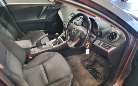 2010 Mazda Mazda3 - photo 12