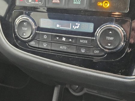 2015 Mitsubishi Outlander - photo 17