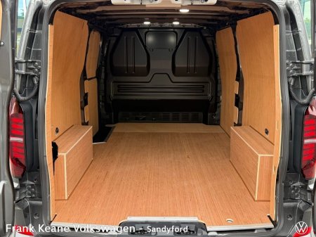2026 Volkswagen Transporter - photo 8