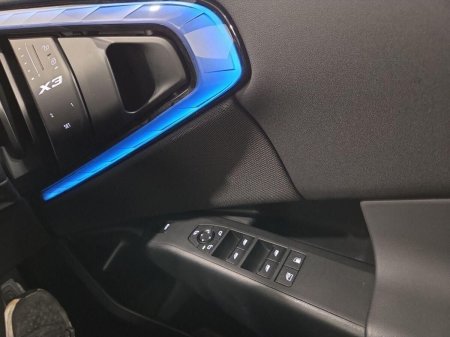 2025 BMW X3 - photo 22