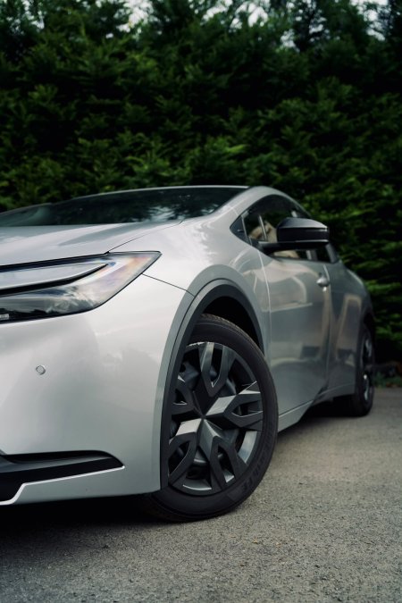 2023 Toyota Prius - photo 8