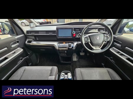 2017 Honda Stepwagon - photo 20