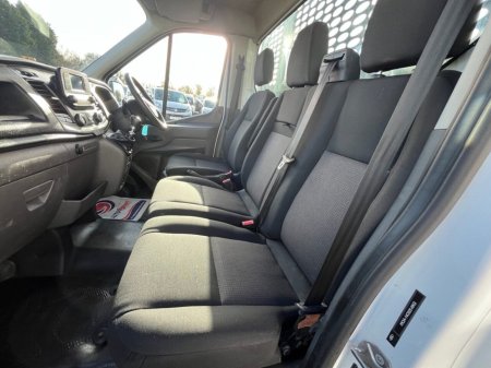 2022 Ford Transit - photo 10