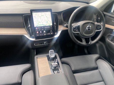 2025 Volvo XC90 - photo 17