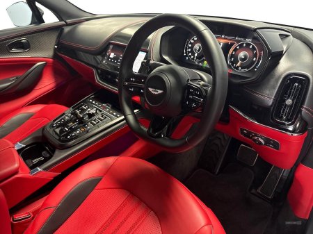 2024 Aston Martin DBX - photo 35