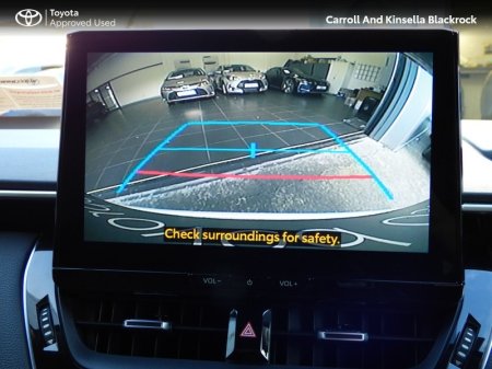 2025 Toyota Corolla - photo 12