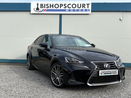 2017 Lexus IS - photo 2