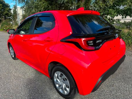 2022 Toyota Yaris - photo 4