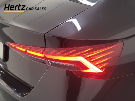 2025 Skoda Octavia - photo 8