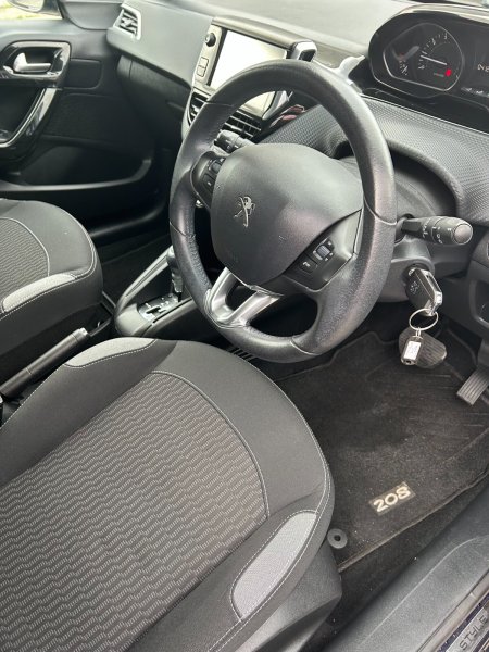 2016 Peugeot 208 - photo 10