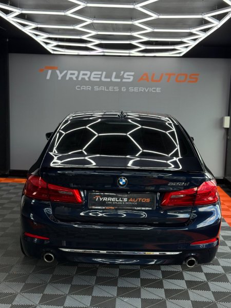 2018 BMW 5-Series - photo 7