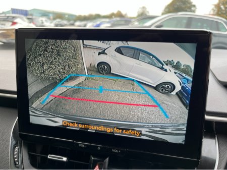 2025 Toyota Corolla - photo 20