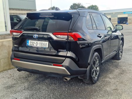 2023 Toyota RAV4 - photo 3