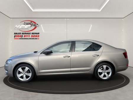2016 Skoda Octavia - photo 2