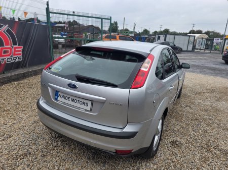 2008 Ford Focus - photo 4