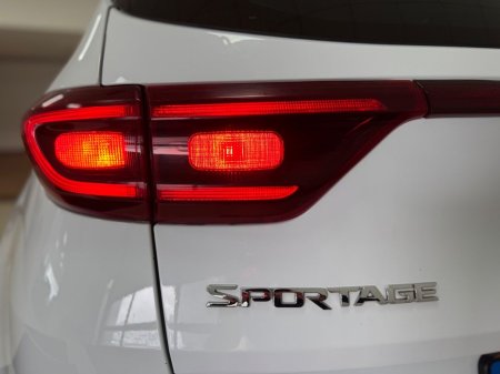 2021 Kia Sportage - photo 10