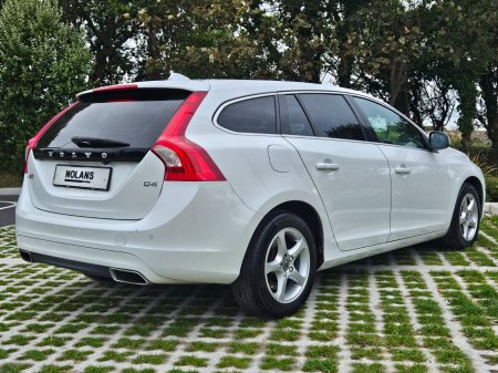 2016 Volvo V60 - photo 16