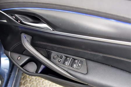 2023 BMW 5-Series - photo 26