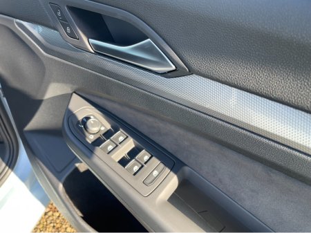 2025 Volkswagen Golf - photo 16