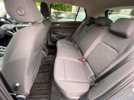 2021 Volkswagen Golf - photo 15