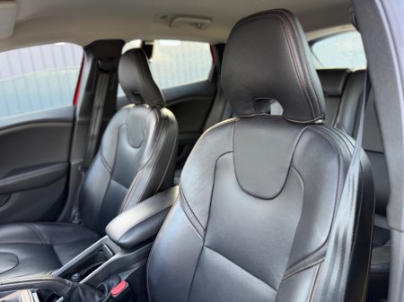 2017 Volvo V40 - photo 57